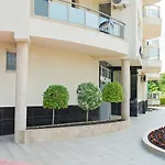 Hotel семеен адена 3*