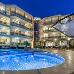 Hotel семеен адена 3*