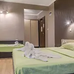 Hotel семеен адена