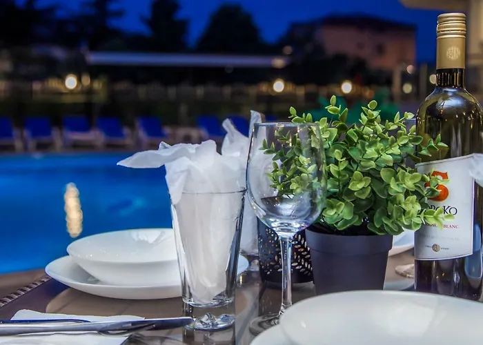 Hotel семеен адена Tschernomorez