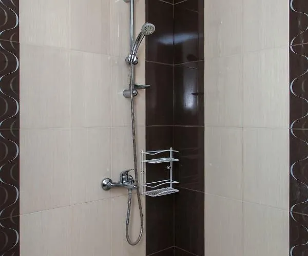 семеен адена Tschernomorez