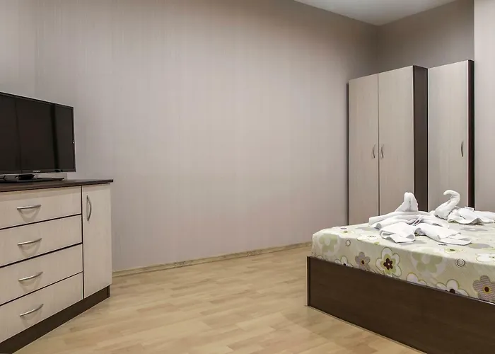 семеен адена