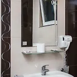 семеен адена 3*