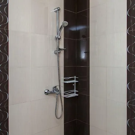 семеен адена Csernomorec