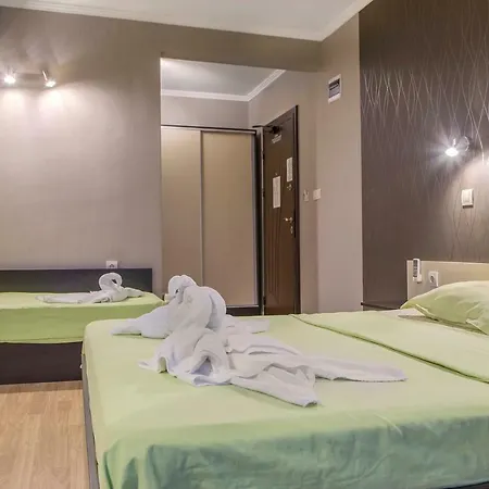 Hotel адена трейд еоод
