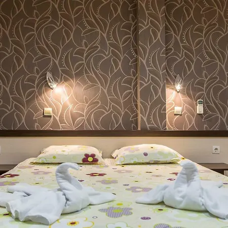 Hotel адена трейд еоод
